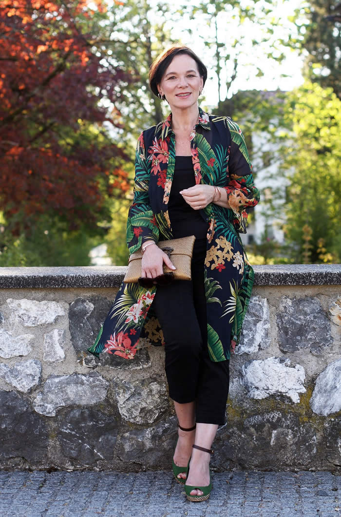 20 Fabulous Outfit Ideas for Every Day in August - Designerz Central