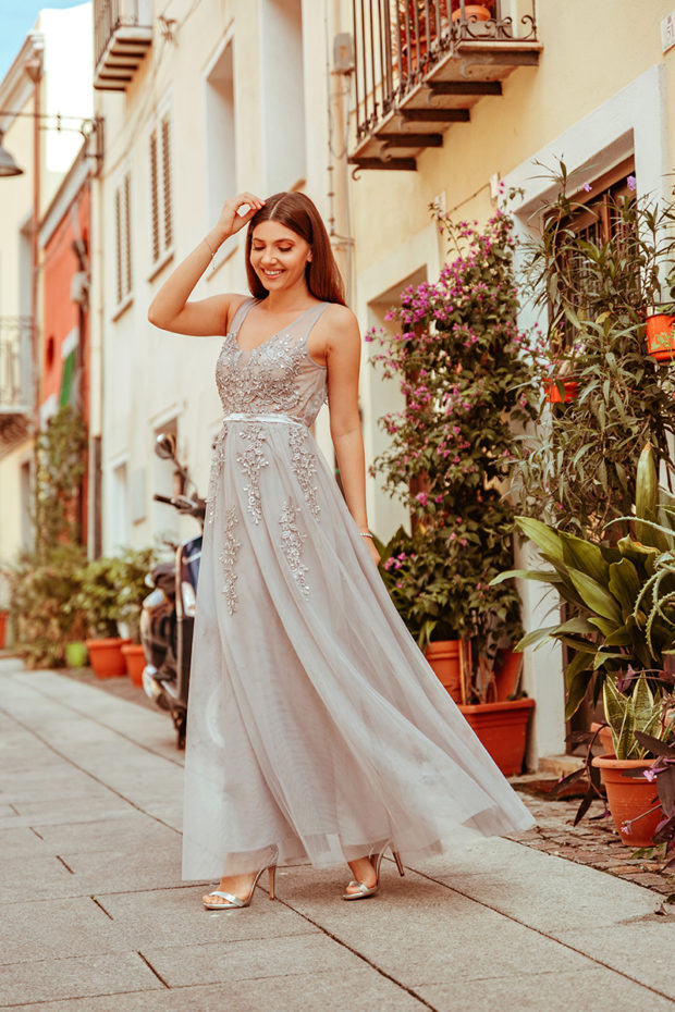 12 Gorgeous Wedding Guest Dresses for Spring/Summer 2019