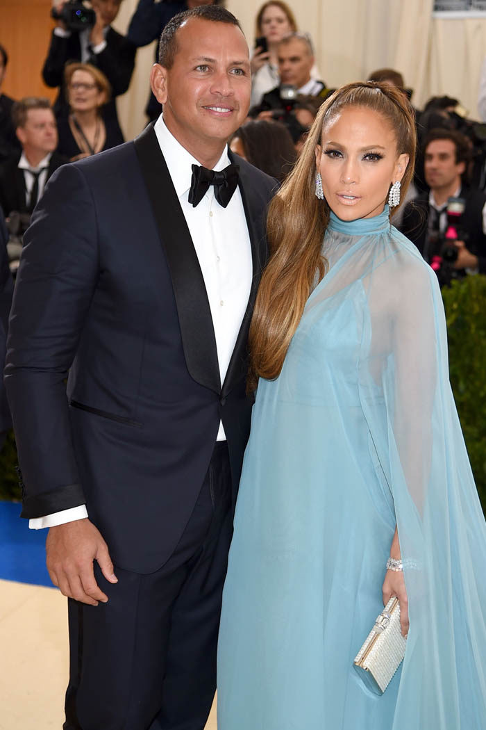 Jennifer Lopez & Alex Rodriguezs Wedding: The Date, The 