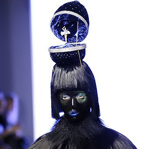 Naked models in London Fashion Week, LFW 2011