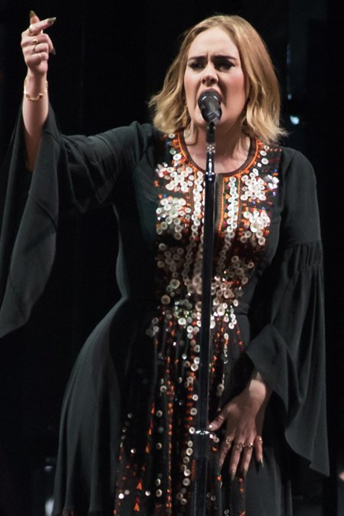 Adele tickets at the centre of Ponzi scheme scam