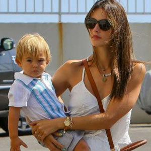 Alessandra Ambrosio Really Loves TOKYObay