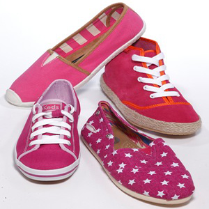 Spring '14 Trend: Pink Sneakers