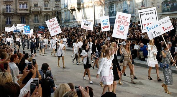 Chanel’s Paris Fashion Week Show