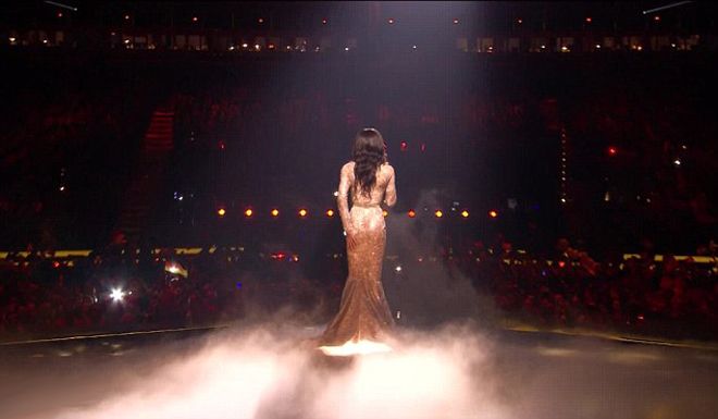 Conchita's moody backdrop with shadows smoke effects