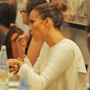 Jennifer Lopez Suing Driver for Extortion