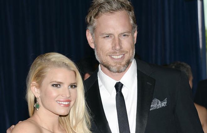 Jessica Simpson weds Eric Johnson