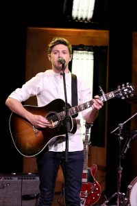 Watch One Direction's Niall Horan Perform 'This Town' on 'Fallon'