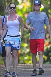 Orlando Bloom Gazes at Katy Perry on first Romantic Holiday in Hawaii