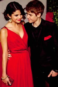 Selena Gomez Cuts Off Justin Bieber Changed Phone Number
