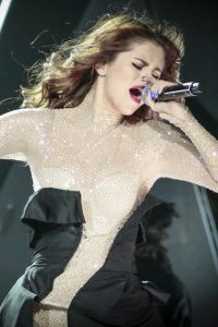 Selena Gomez Honors Christina Grimmie During Miami Concert