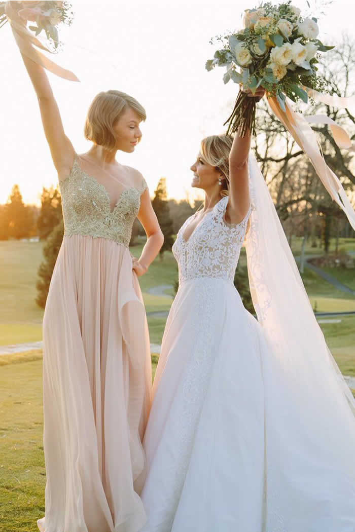 Taylor Swift Gives Sweet Speech, Sings and Dances at Her Best Friend’s Wedding