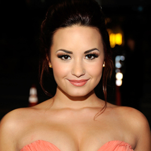 Demi Lovato Has Respiratory Infection
