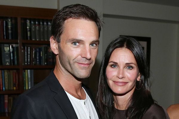 Johnny McDaid and Courteney Cox.