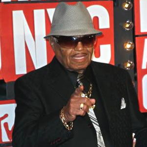 Joe Jackson Says Will A Forgery