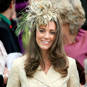 Kate Middleton Urged To Use Unknown Designer For Her Wedding Gown