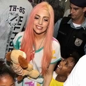 Lady Gaga Is An "incredible Cook"