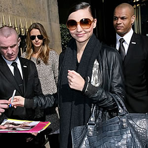 Miranda Kerr Arrived In Paris