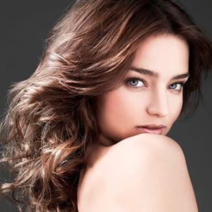 Miranda Kerr Shows Off Her Perfect Baby Bump