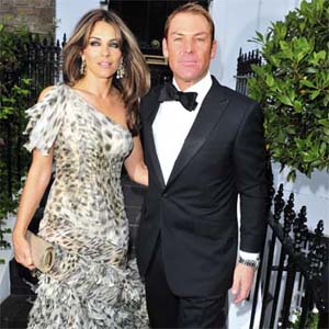 Shane Warne and Elizabeth Hurley officially engaged!
