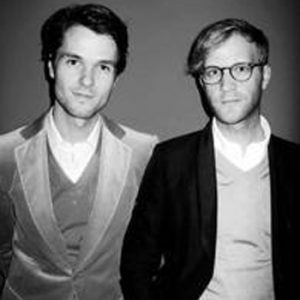 Achtlan Fashion Label, Achtlan Fashion Designer