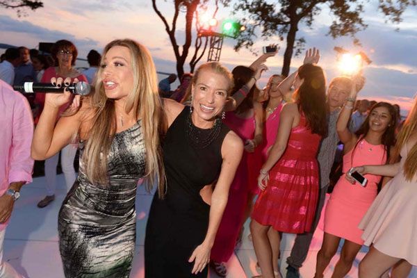 Taylor Dayne and Tracy Anderson