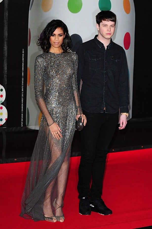 Brit Awards 2013 Red Carpet