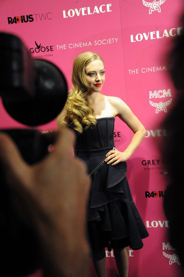 "Lovelace" Premieres at New York - Amanda Seyfried Posing