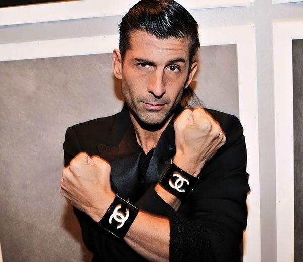 Chanel Jacket Expo Hits Paris