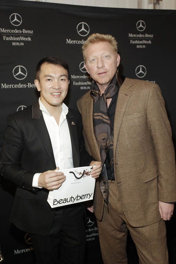 Mercedes Benz Spot Light Berlin A/W 2012