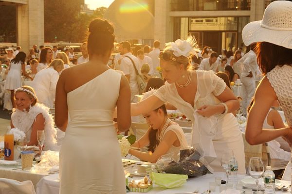 DÃ®ner en Blanc Returns to New York