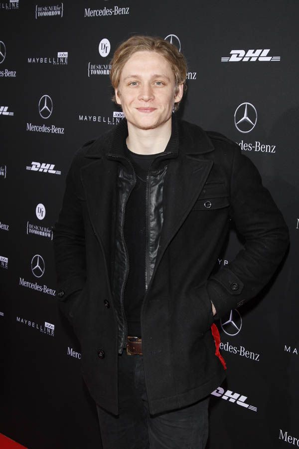 Mercedes Benz Spot Light Berlin A/W 2012