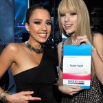 Jessica Alba, Taylor Swift