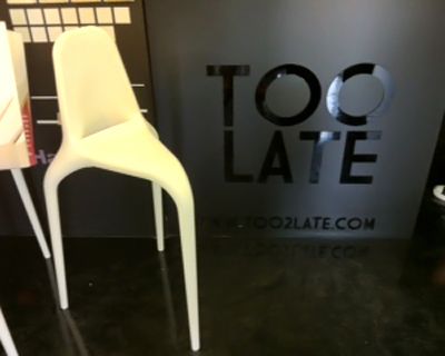 Too2Late Fashion Showcase