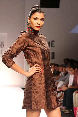 Lina Tipnis Collection at Lakme Fashion Week 2009