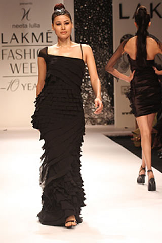 Neeta Lulla collection for Lakme Fashion Week 09