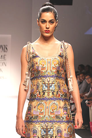 Lina Tipnis Collection at Lakme Fashion Week 2009