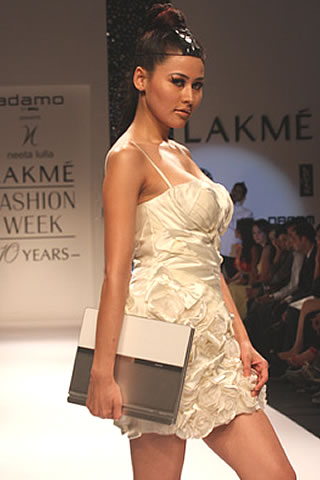Neeta Lulla collection for Lakme Fashion Week 09