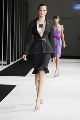 LAC ET ME Spring Summer 2010 Collection at Mercedes Benz fashion Week 09 Berlin Summary