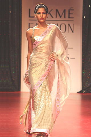 Manish Malhotra Collection for Lakme Fashion Week 09