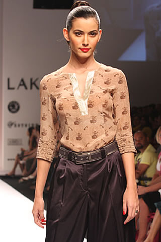 Lina Tipnis Collection at Lakme Fashion Week 2009
