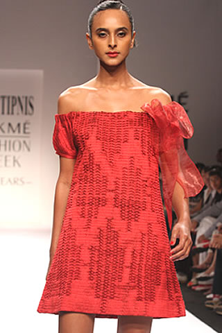 Lina Tipnis Collection at Lakme Fashion Week 2009