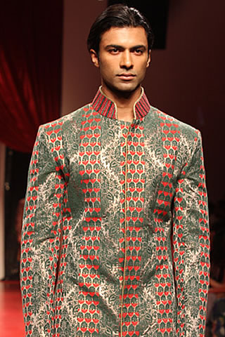 Manish Malhotra Collection for Lakme Fashion Week 09