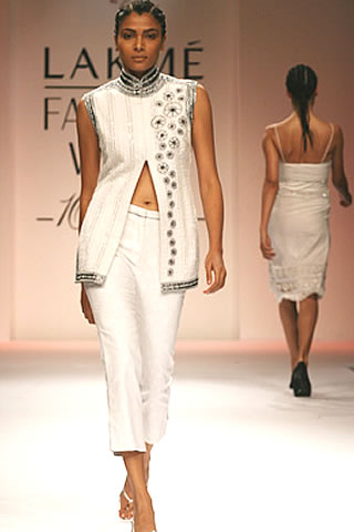 Aslam Khan collections for Lakme Fashion Week