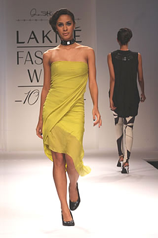 Anand Kabra Collection For Lakme Fashion week 09