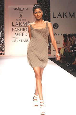 Neeta Lulla collection for Lakme Fashion Week 09