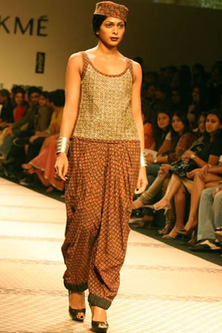 Sabyasachi Mukherjee Lakme Fashion Week 09 - Fall Winter collection