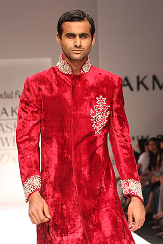 Abdul Halder present his collection in Lakme Fashion Week