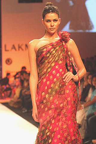 Neeta Lulla collection for Lakme Fashion Week 09