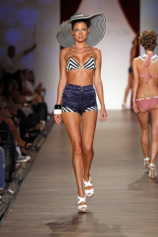 Red Carter 2010 Collection at Mercedes Banz Fashion Week - Miami